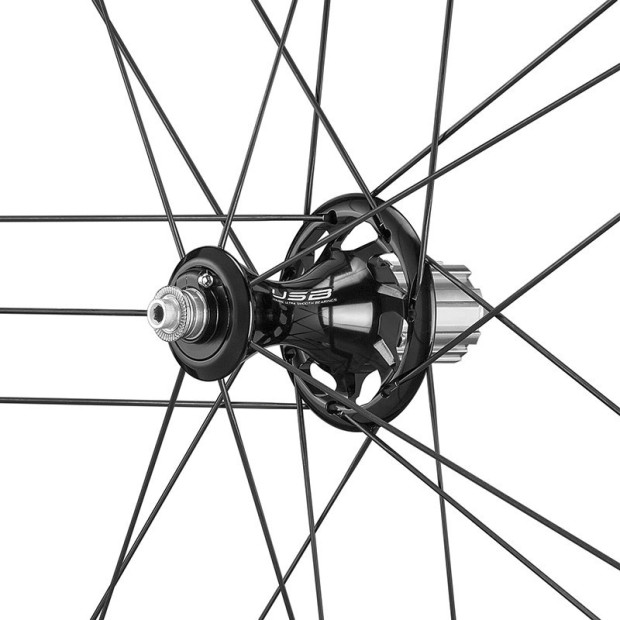 Roue Arrière Campagnolo Bora WTO 60 Patins 2-Way Fit Corps Shimano HG11 Dark Label