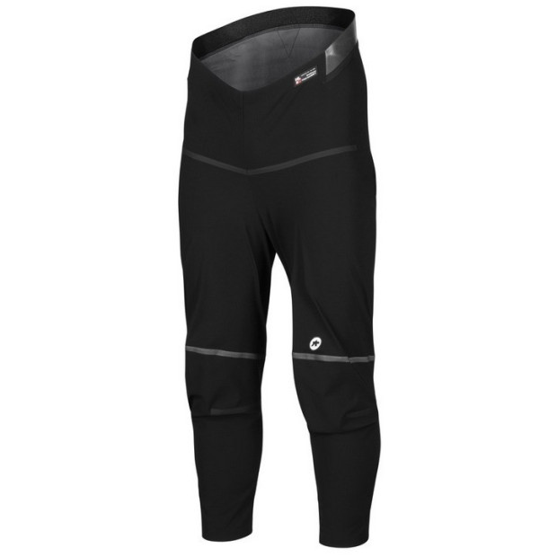 Le pantalon de pluie Assos Mille GT Thermo Rain Shell Pants vous permet de vous entraîner par tous les temps.