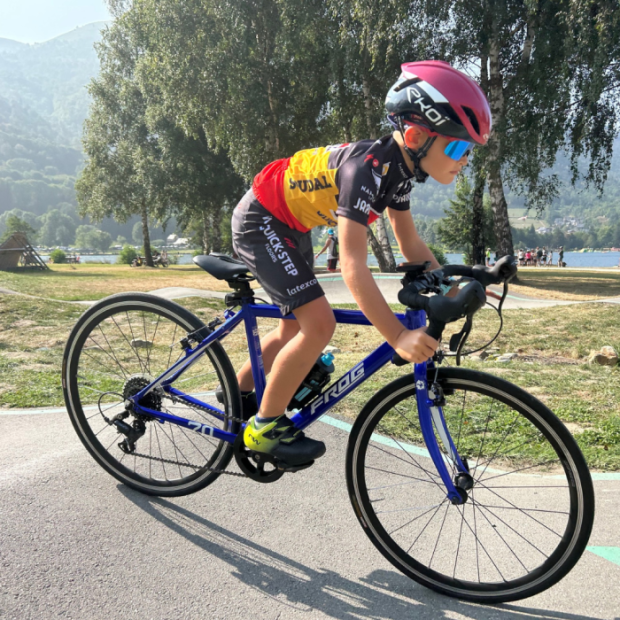 Vélo Route/Gravel Enfant 24" Frog Bikes 67 1x9 Vitesses