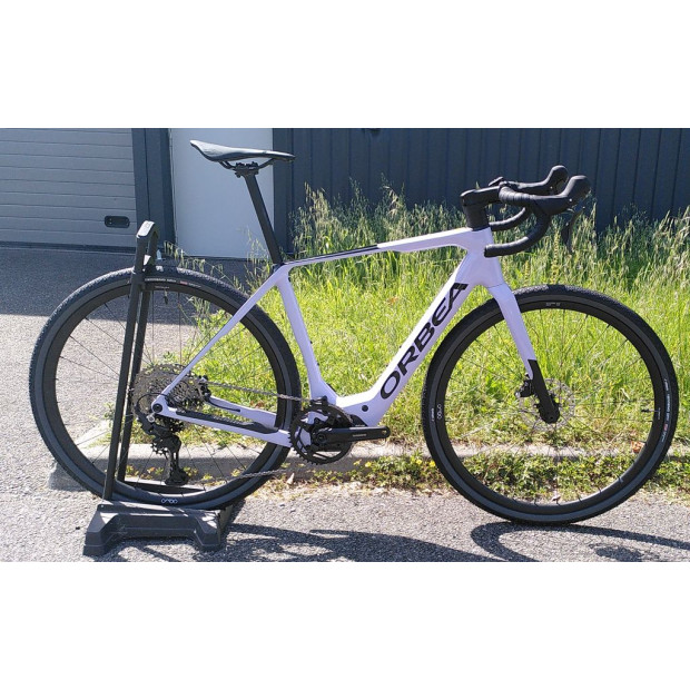 Vélo Gravel Electrique Orbea Denna M40 Shimano Cues U6000 1x11V
