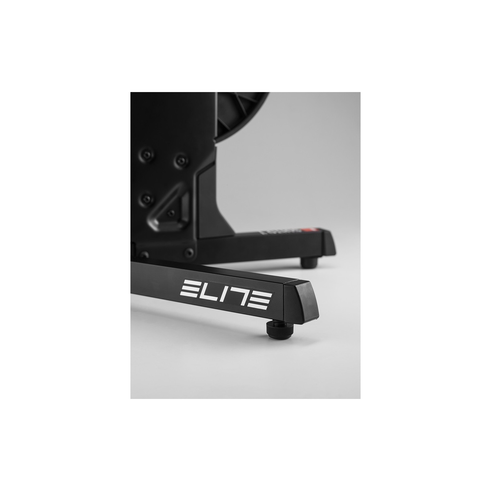 Home Trainer Elite SuitoT Interactif Ant+/Bluetooth/FEC Sans Cassette